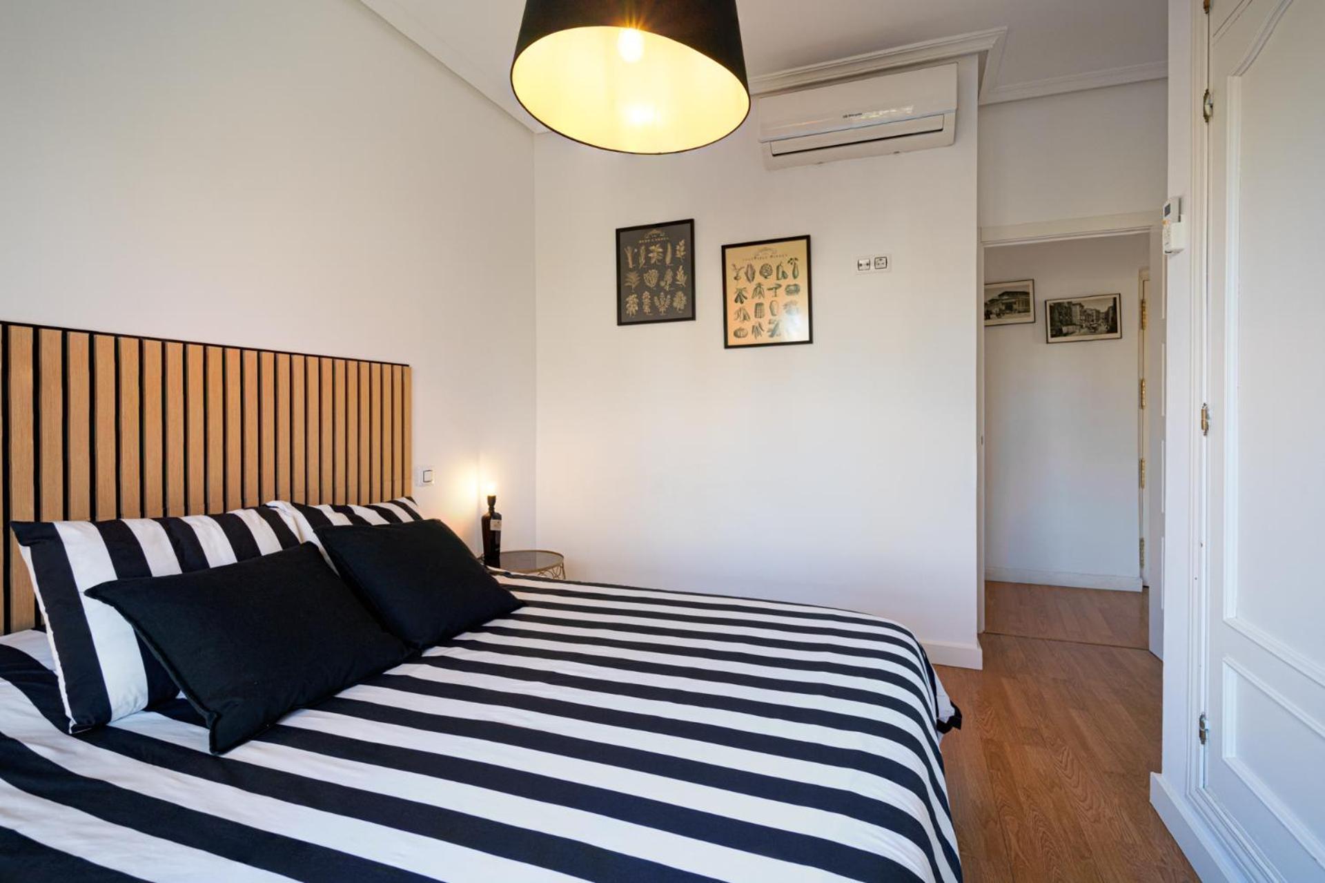 Apartament Glorieta Puerta De Toledo Madrid Chambre photo